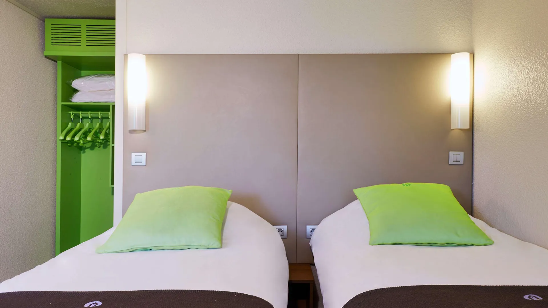 Campanile Montelimar Nord - A7 Sortie 17 Hotel Les Tourrettes