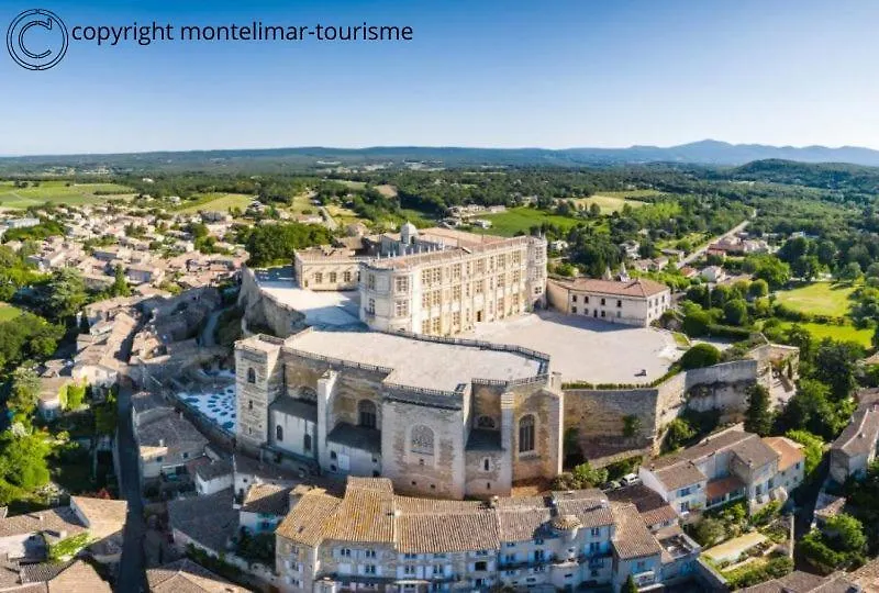 Hotel Campanile Montélimar Les Tourrettes 3*,  Francia